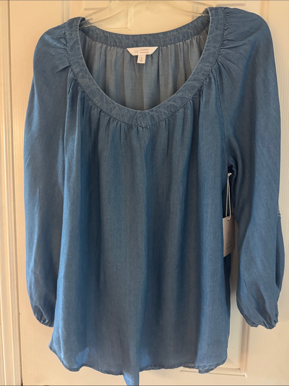 Lauren Conrad Peasant Soft Denim Blue Top Size Small NWT